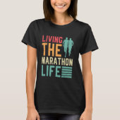 Runners LIVING THIS MARATHON LIFE Funny Marathon Tシャツ (正面)