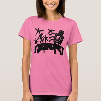 Running Away From A Robot Tシャツ