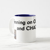 Running On Coffee and Chaos ツートーンマグカップ (正面左)