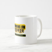 Running on Coffee & Determination mug コーヒーマグカップ (正面右)