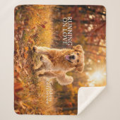 Running on Joy Golden Retriever シェルパブランケット (正面)