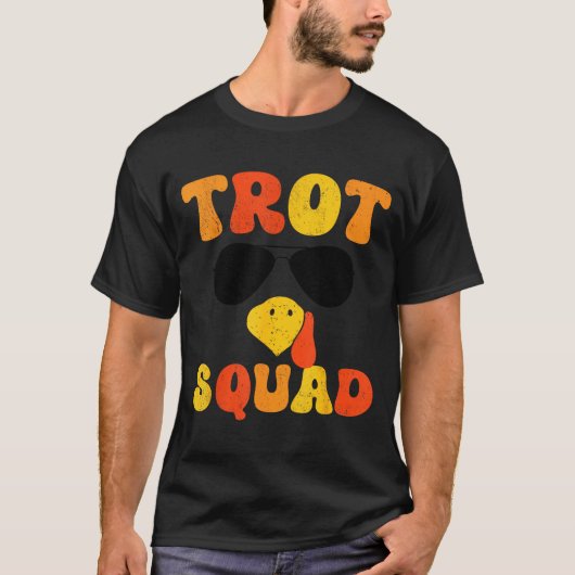 Running Turkey Sungles Trot Squad Thanksgiving  Tシャツ (正面)