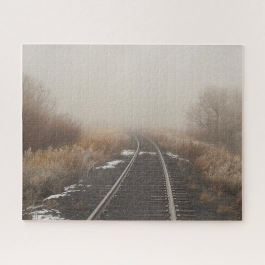 Rural Railroad Tracks on Foggy Day ジグソーパズル (横)
