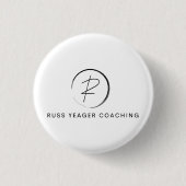 Russ Yeager Coaching Signature Logo 缶バッジ (正面)