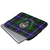 Russell Scottish Clan Tartan and Crest  ラップトップスリーブ (正面下部)