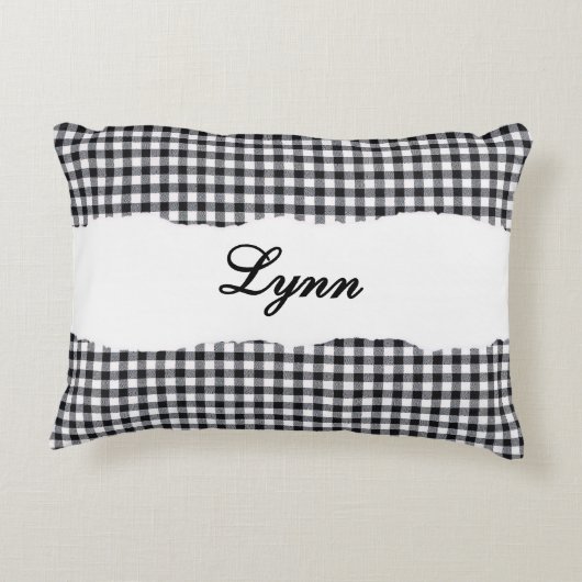 Rustic Black Gingham Personalized Name アクセントクッション (裏面)