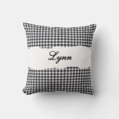 Rustic Black Gingham Personalized Name クッション (正面)