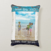Rustic Blue White Beach Wood Text Photo Frame アクセントクッション (裏面(縦))