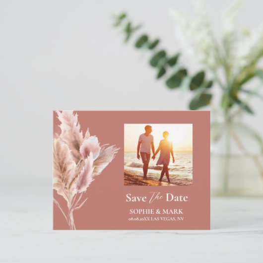 Rustic Boho Pampas Grass Save The Date Photo ポストカード (スタンド正面)