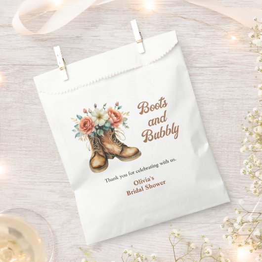 Rustic Boots and Bubbly Western Bridal Shower  フェイバーバッグ (クリップ留めされた状態)