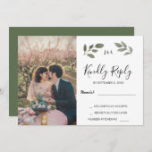 Rustic botanical monogrammed photo Wedding RSVP 招待状 (正面/裏面)