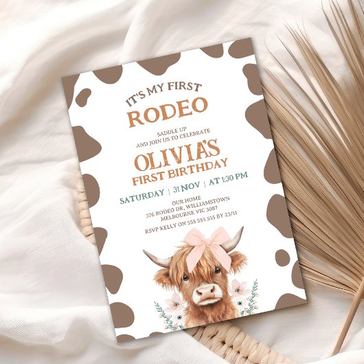 Rustic Brown Highland Cow First Rodeo 1st Birthday 招待状
