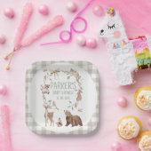 Rustic Brown Plaid Woodland Baby Shower Paper ペーパープレート (パーティー)