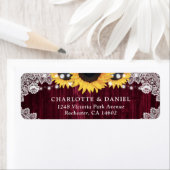 Rustic Burgundy Sunflower Return Address Labels ラベル (インサイチュ)