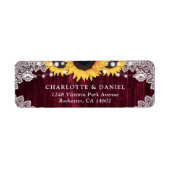 Rustic Burgundy Sunflower Return Address Labels ラベル (正面)