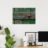Rustic Door Handle On Green Door ポスター (ホームオフィス)
