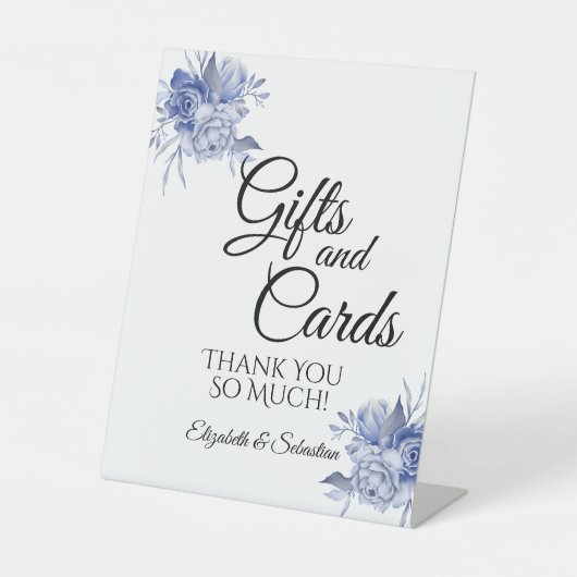 rustic dusty blue roses and other flowers 台座サイン (正面)