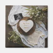 Rustic editable pregnancy announcement keepsake マグネット (正面)