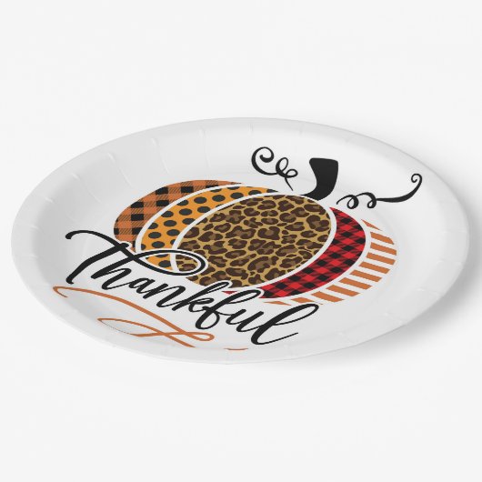 Rustic Fall Celebration ペーパープレート (アングル)