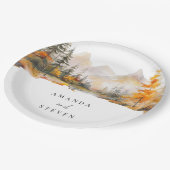 Rustic Fall Mountain Pine Forest Wedding ペーパープレート (アングル)