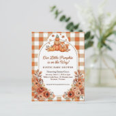 Rustic Fall Pumpkin Fox Baby Shower Invitation ポストカード (スタンド正面)