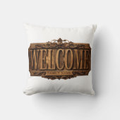 Rustic Farmhouse "Welcome" Sign with Personalized  クッション (正面)
