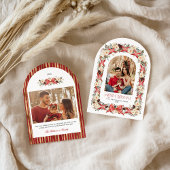 Rustic Grandmillennial Arch Christmas Photo Card 招待状