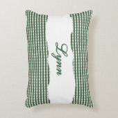 Rustic Green Gingham Personalized Name アクセントクッション (正面(垂直))