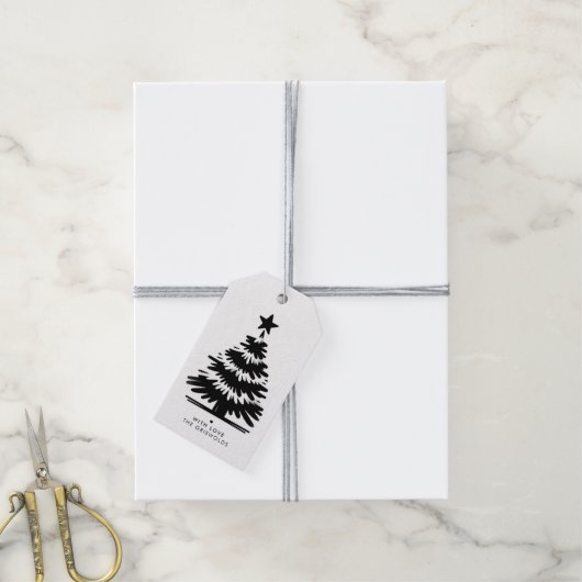 Rustic Grunge Black & White Merry Christmas Tree ギフトタグ (より糸付き)