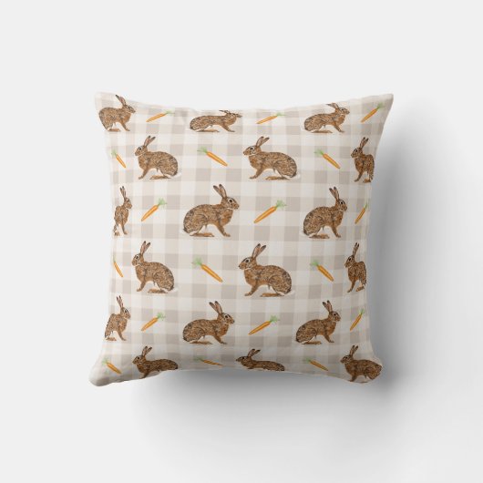 Rustic Hare And Carrot Beige Gingham Spring Easter クッション (裏面)