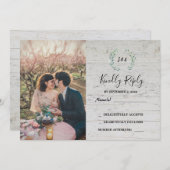 Rustic leaves on wood monogram photo RSVP Wedding 招待状 (正面/裏面)