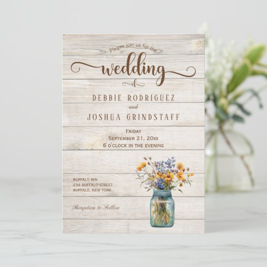 Rustic Mason Jar Floral on Wood Wedding Invitation 招待状 (スタンド正面)
