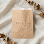 Rustic Modern Terrecotta Autumn Bridal Shower フェイバーバッグ<br><div class="desc">Send your guests home with a piece of the harvest! Featuring earthy color palette and modern script lettering, these bags are perfectly sized for gourmet cookies, artisanal popcorn, dried flower petals, or a seasonal cider donut. Whether you’re hosting a vineyard brunch or a backyard bonfire celebration, these high-quality paper bags...</div>