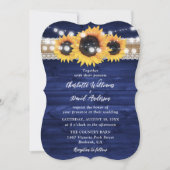 Rustic Navy Blue Sunflower Wood Wedding 招待状 (正面)