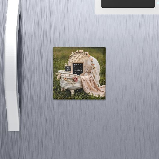 Rustic Neutral pregnancy announcement keepsake マグネット