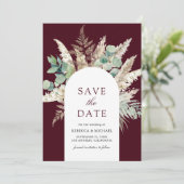 Rustic Pampas Eucalyptus Arch Burgundy Wedding セーブザデート (スタンド正面)