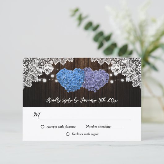 Rustic Purple and Blue Floral Wedding 出欠カード (スタンド正面)