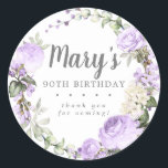 Rustic Purple Floral 90th Birthday Thank You ラウンドシール<br><div class="desc">柔らかい紫色のバラと明るい紫色の芽は、美しく素朴なフローラリースを作成する。白いアジサイのフローラ開花。誕生日の女性の名前は大きな書スクリプトフォントに入っている。90誕生日と感謝していお前気持ち後を追。この誕生日ステッカーは90誕生日・ヴァイオレットのコレクションの一部である。多くのDIYテンプレートが含まれており、招待状とパーティー供給をすばやく作成できる。このページにコレクションへのリンクが表示されるはずです。リンクもしが表示されない救済か商品が必要なか、お願い。</div>