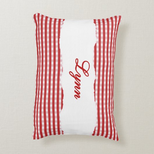 Rustic Red Gingham Personalized Name アクセントクッション (裏面(縦))