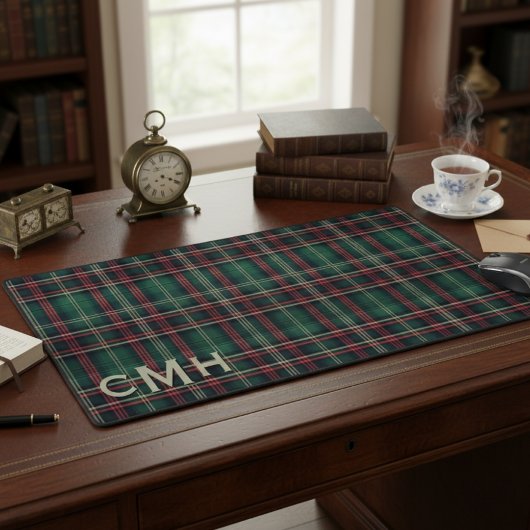 Rustic Red Green & Black Tartan Plaid Monogram デスクマット