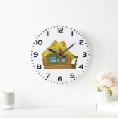 Rustic Slavic Log House Traditional Thatched Roof ラージ壁時計 (ホーム)