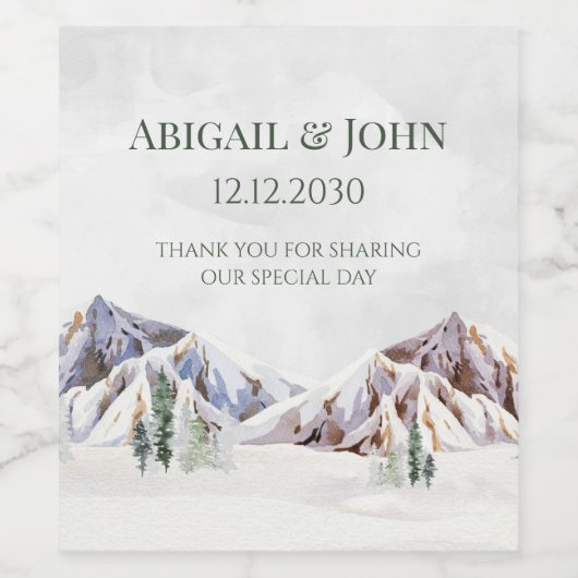 Rustic Snowy Mountain Forest Wedding Wine Label ワインラベル (シングルラベル)