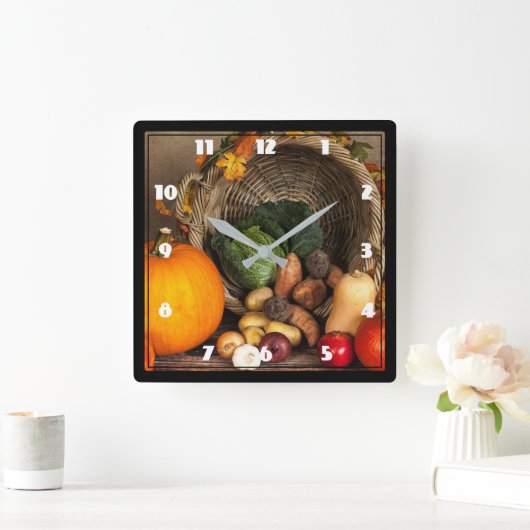 Rustic Thanksgiving Table Bountiful Harvest スクエア壁時計 (ホーム)
