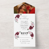 Rustic White Maroon Rose Floral Wedding  オールインワン招待状 (内側)