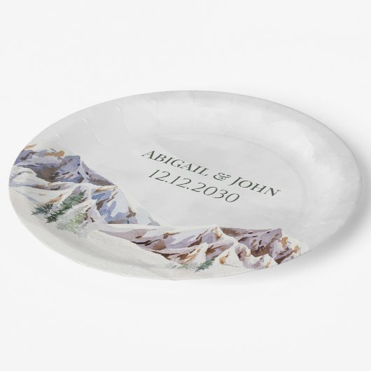 Rustic Winter Forest Mountain Wedding ペーパープレート (アングル)