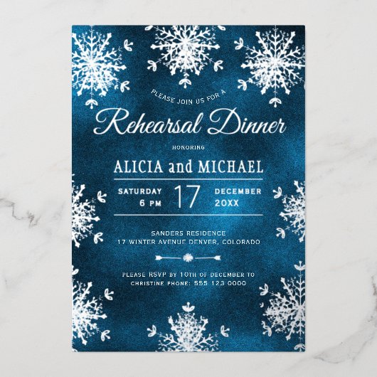 Rustic winter silver snowflakes rehearsal dinner 箔招待状 (正面)