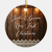 Rustic Wood and Lace Wedding First Christmas セラミックオーナメント (正面)