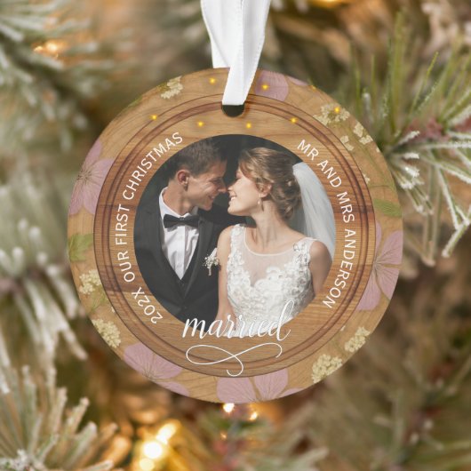 Rustic Wood Floral Couples First Christmas married オーナメント (ツリー)