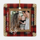 Rustic Wood Plank Plaid First Christmas Family セラミックオーナメント (裏面)