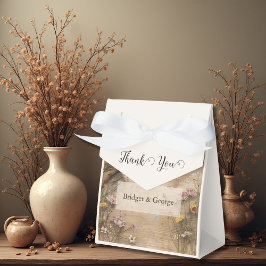 Rustic Wooden Bohemian Floral Wedding  フェイバーボックス